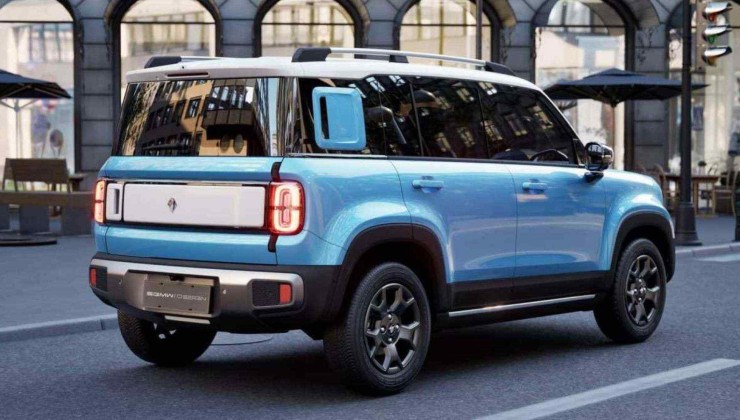 Chevrolet Baojun Yep Plus é flagrado nas ruas de São Paulo 