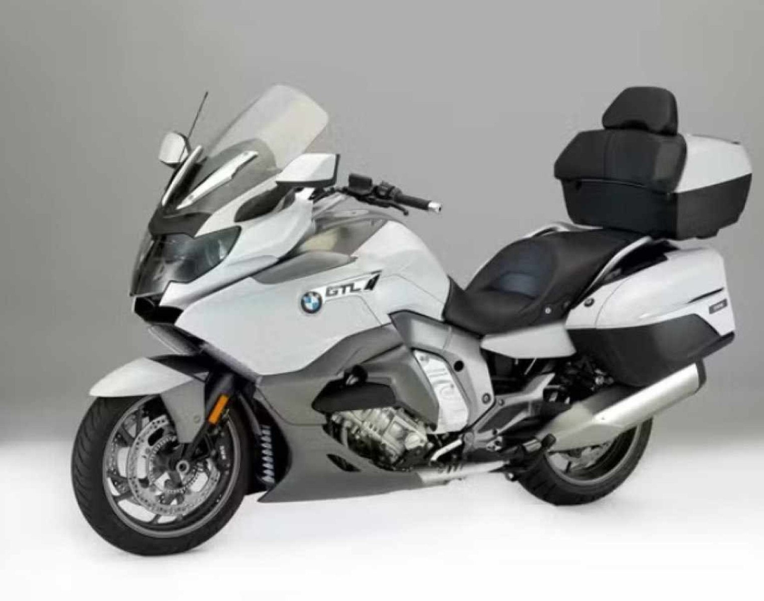 A BMW K 1600 GTL é a moto mais cara do mercado brasileiro