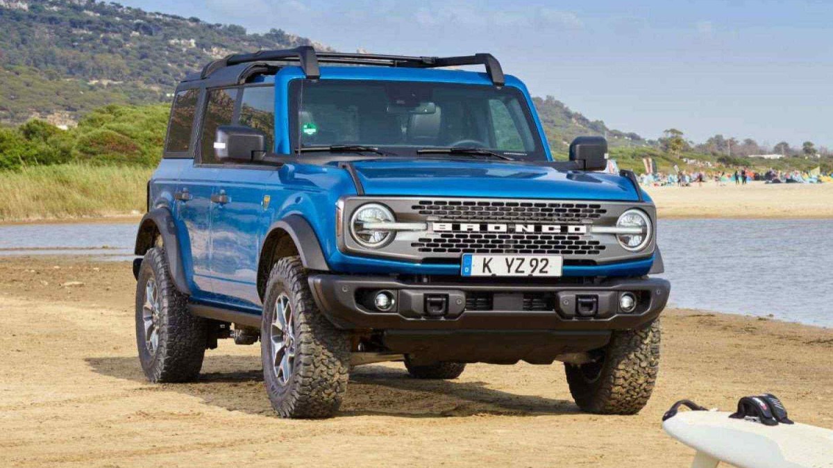 Ford Bronco  ser&aacute; transformado em picape futuramente