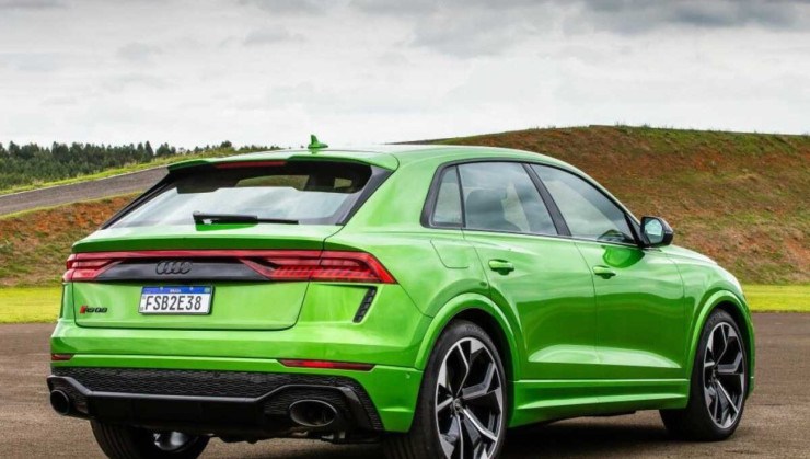 Audi RSQ8 