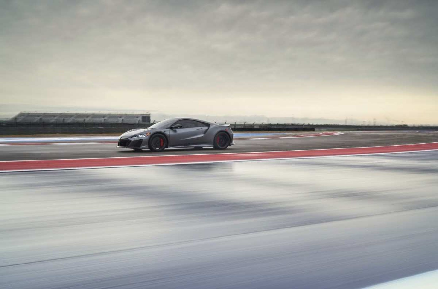 O piloto foi presenteado com um Acura NSX Type S     