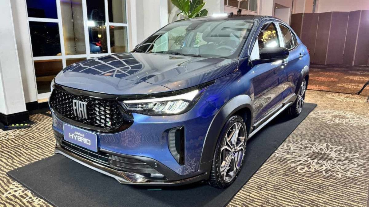 Fiat Fastback Hybrid