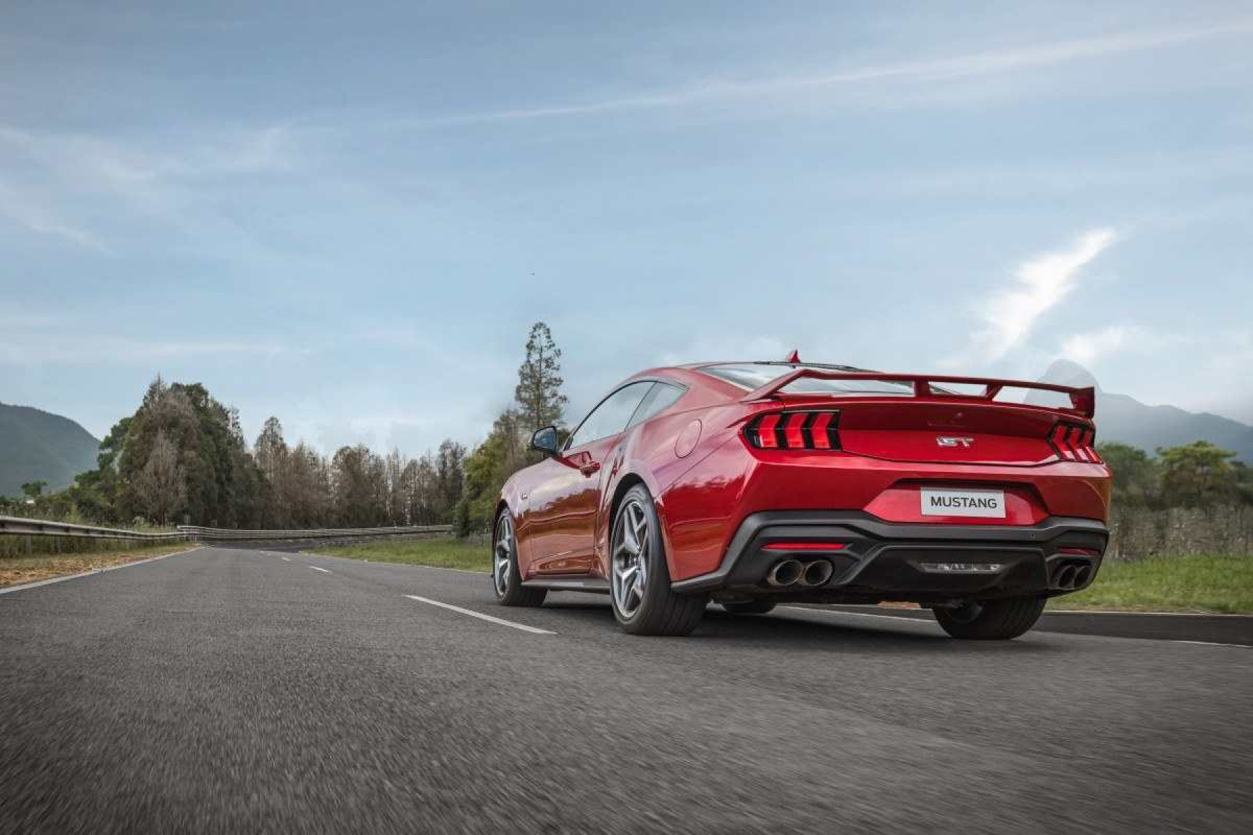 Parte traseira do Mustang GT 2025
