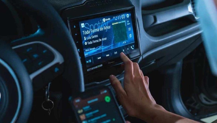 É possível instalar uma central multimidia em casa -  (crédito: Imagem/Divulgação)