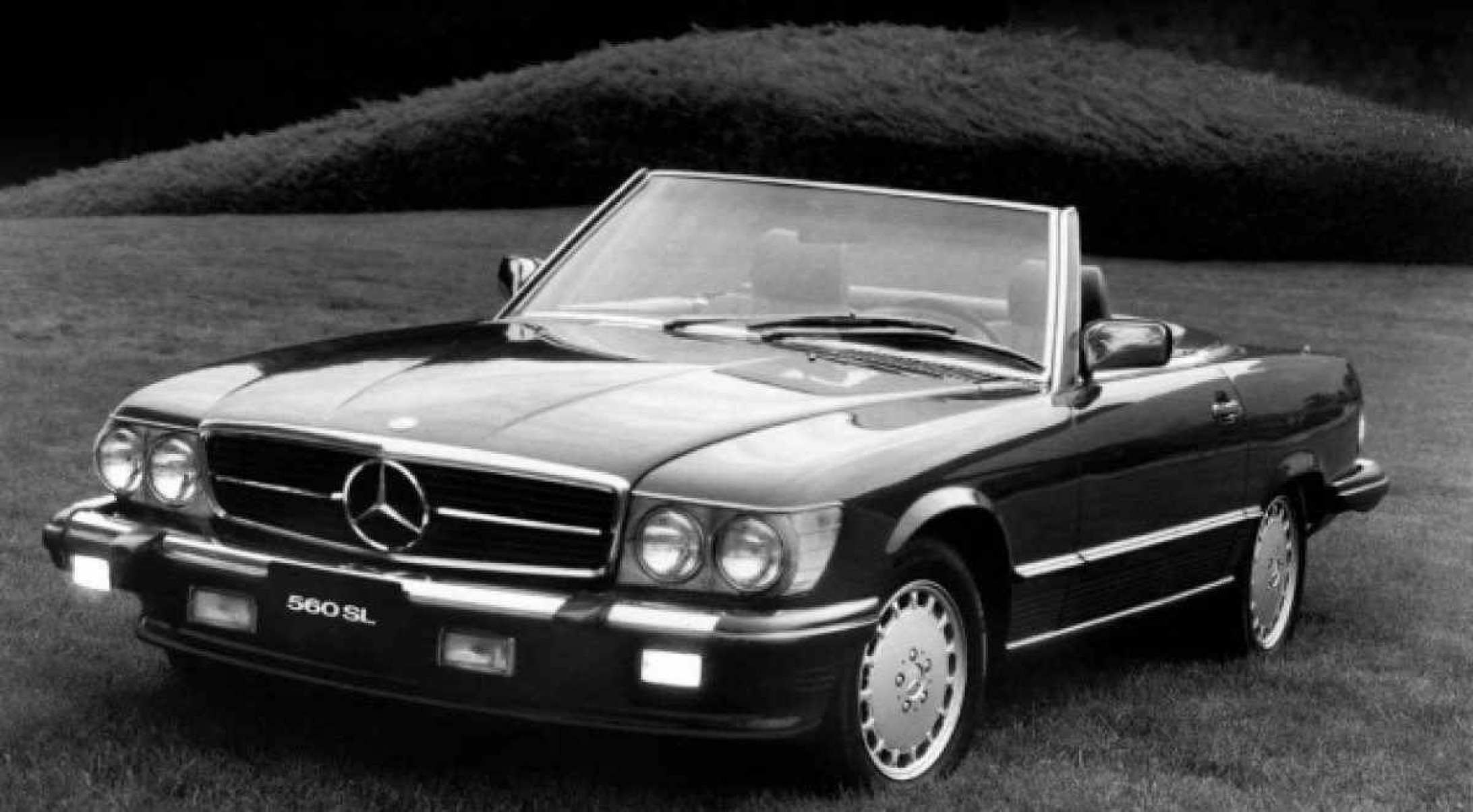 Mercedes-Benz 560 SL