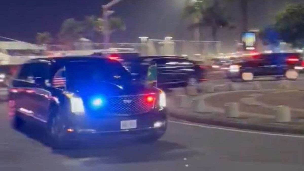 Carro oficial d presidente dos Estados Unidos no Rio de Janeiro (RJ)