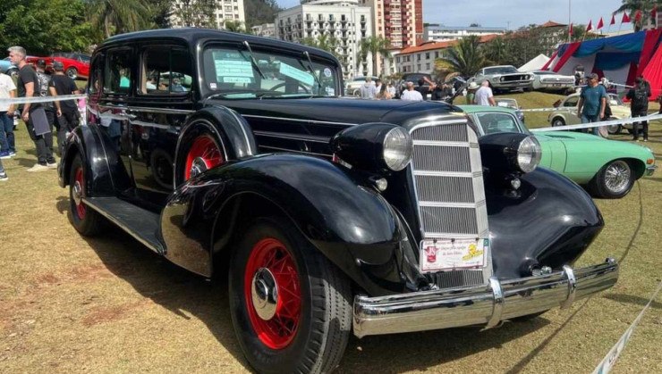 Cadillac 355D Sedã 1935