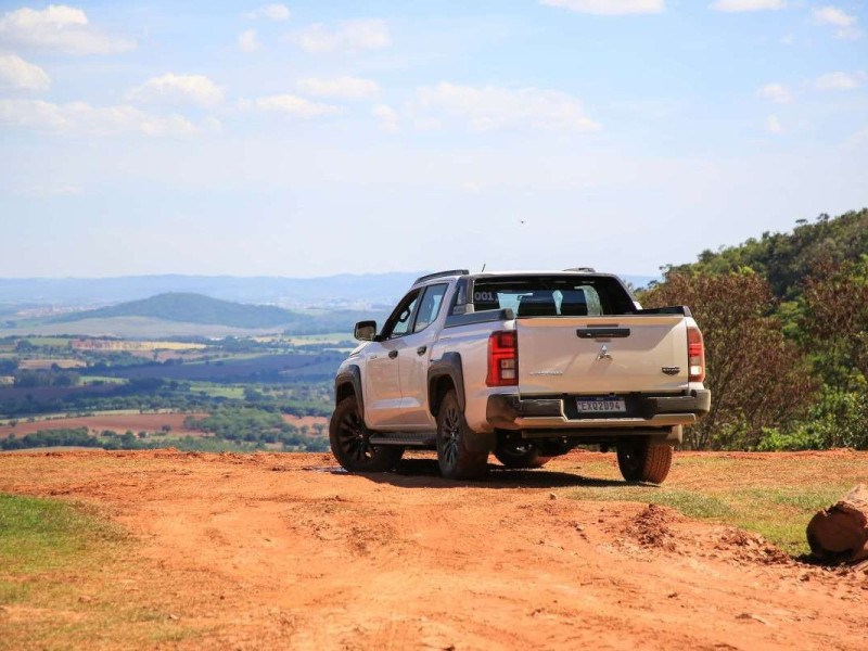 Mitsubishi Triton Katana