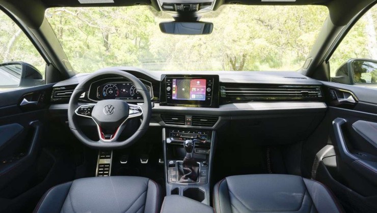 Interior do Jetta GLI