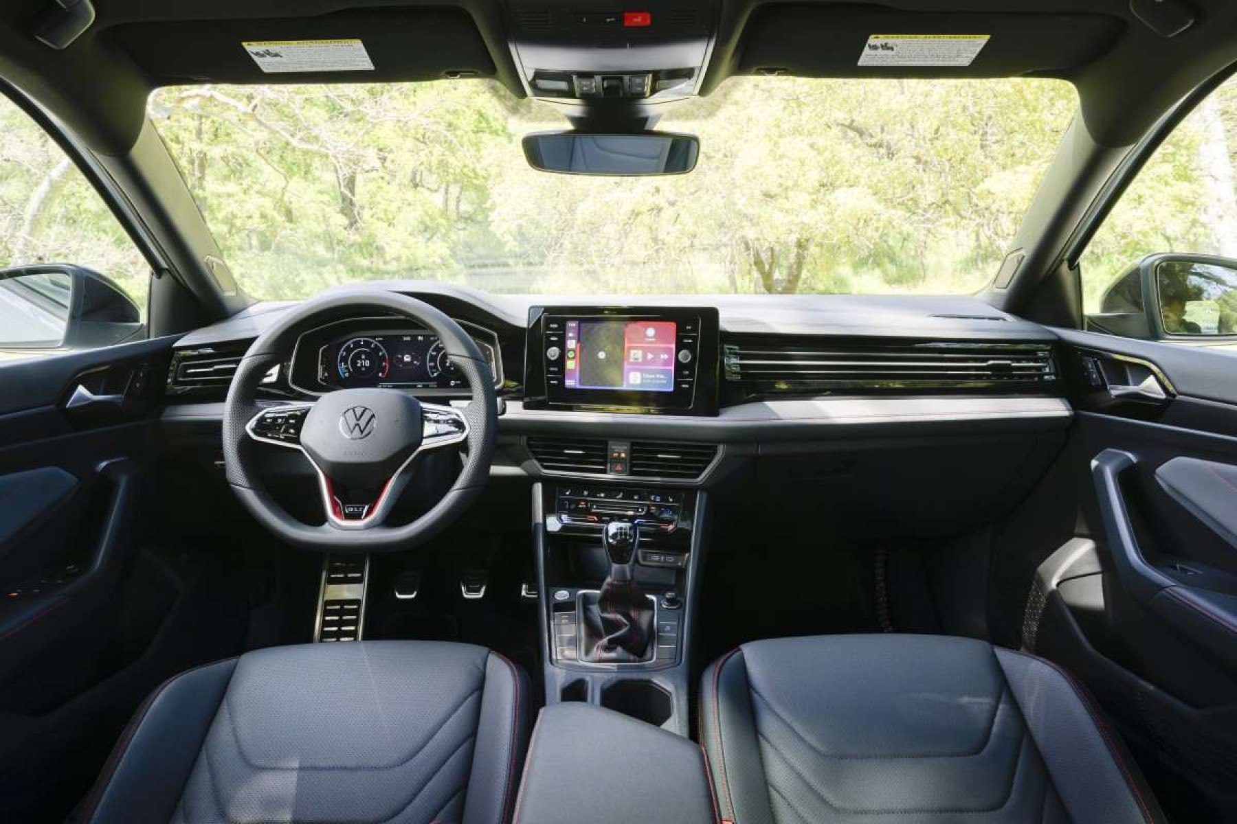 Interior do Jetta GLI