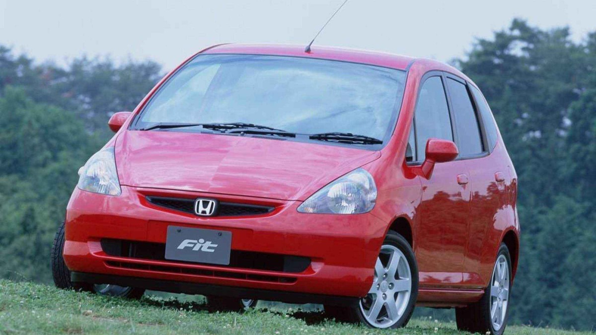 Honda Fit 2004 é o mais econômico da lista