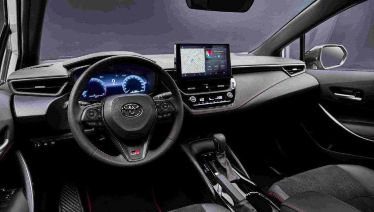 Corolla GR-Sport traz painel de instrumentos digital de 12,3 polegadas