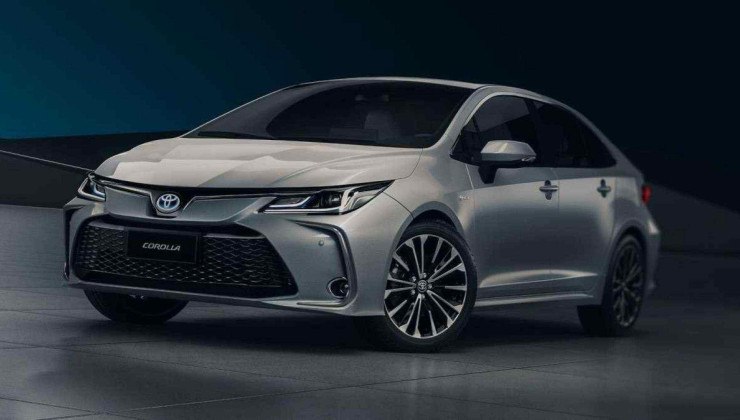 Toyota Corolla Altis Hybrid 2025