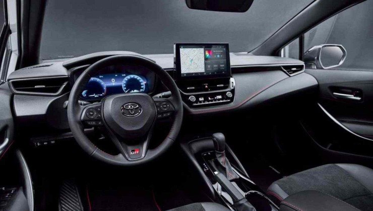 Toyota Corolla GR-Sport 2025