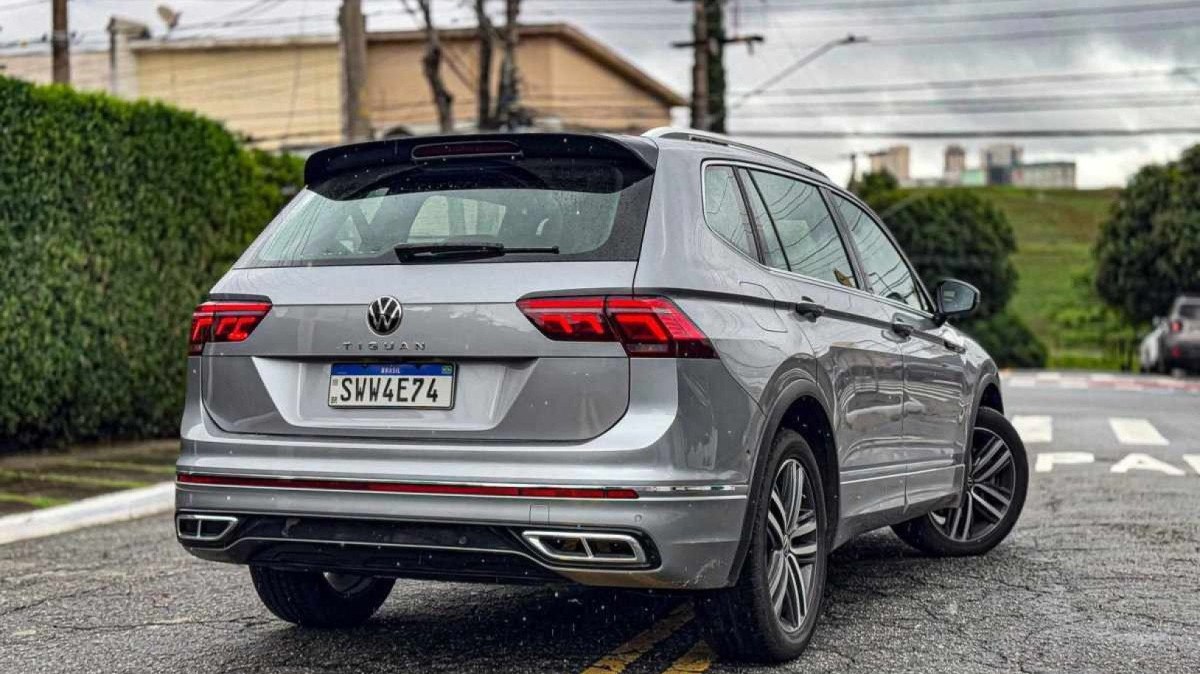  Volkswagen Tiguan Allspace R-Line 