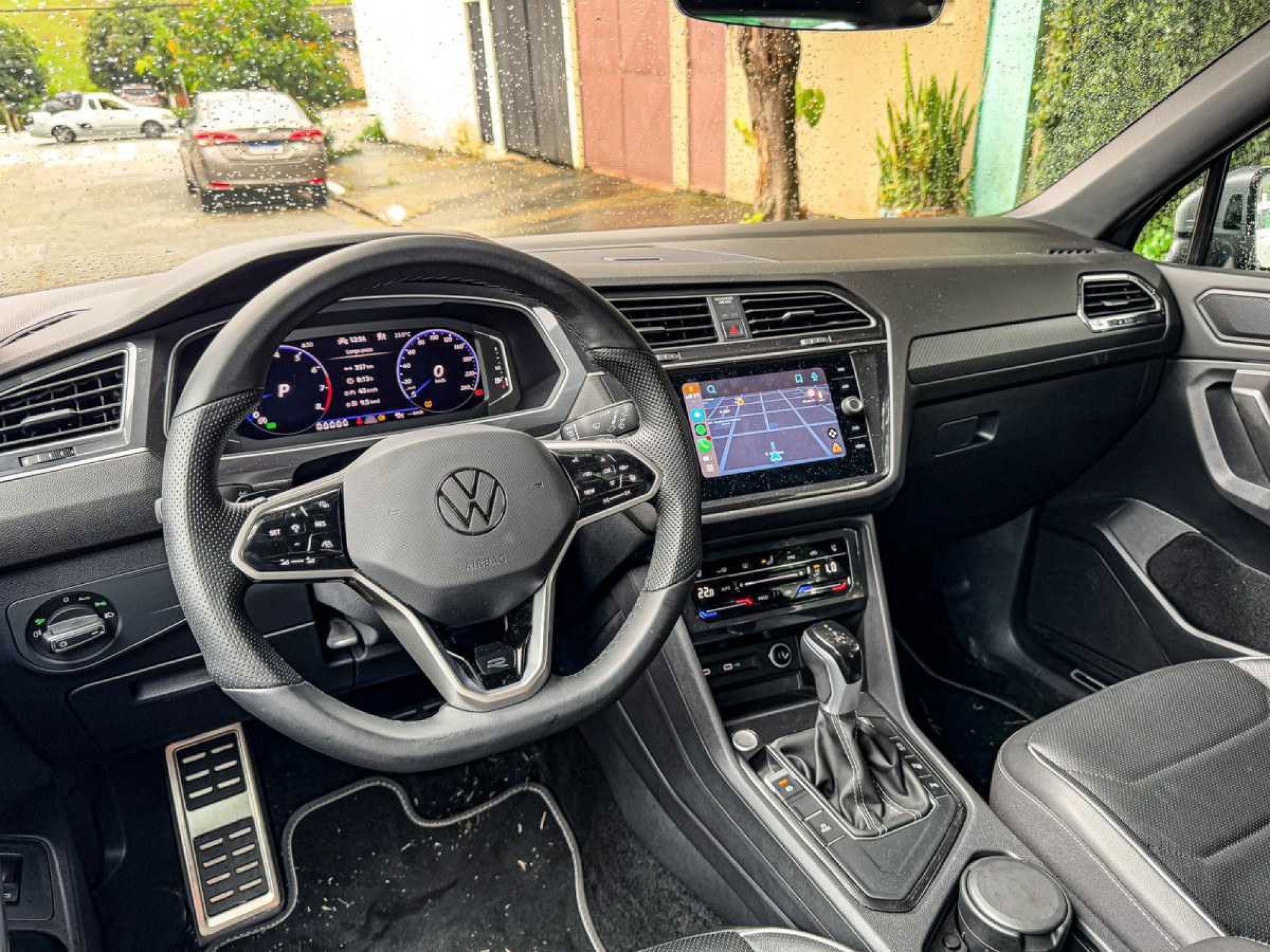  Volkswagen Tiguan Allspace R-Line 