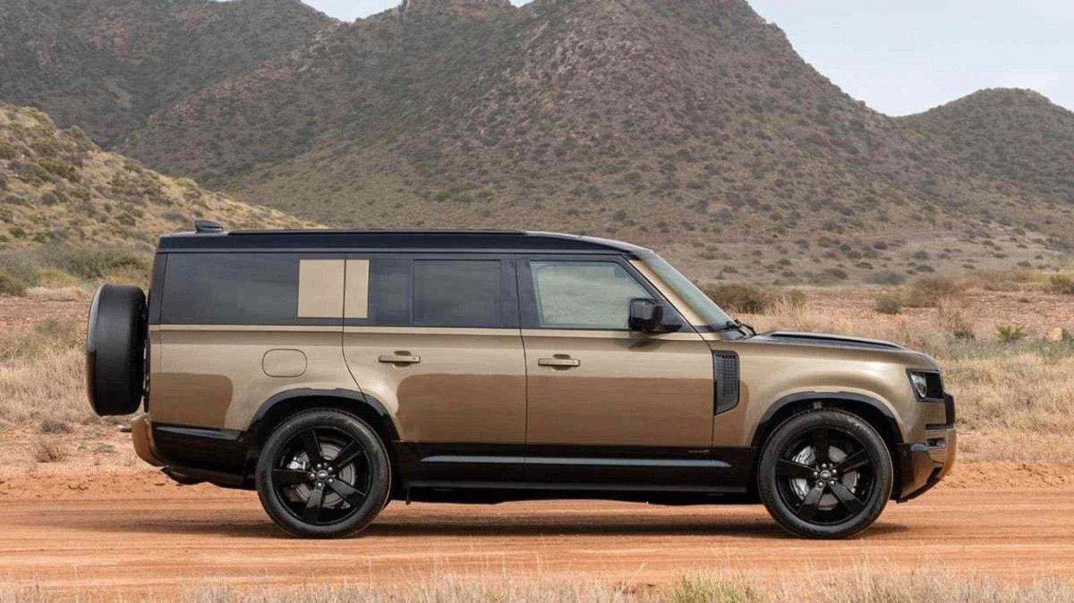  Land Rover Defender