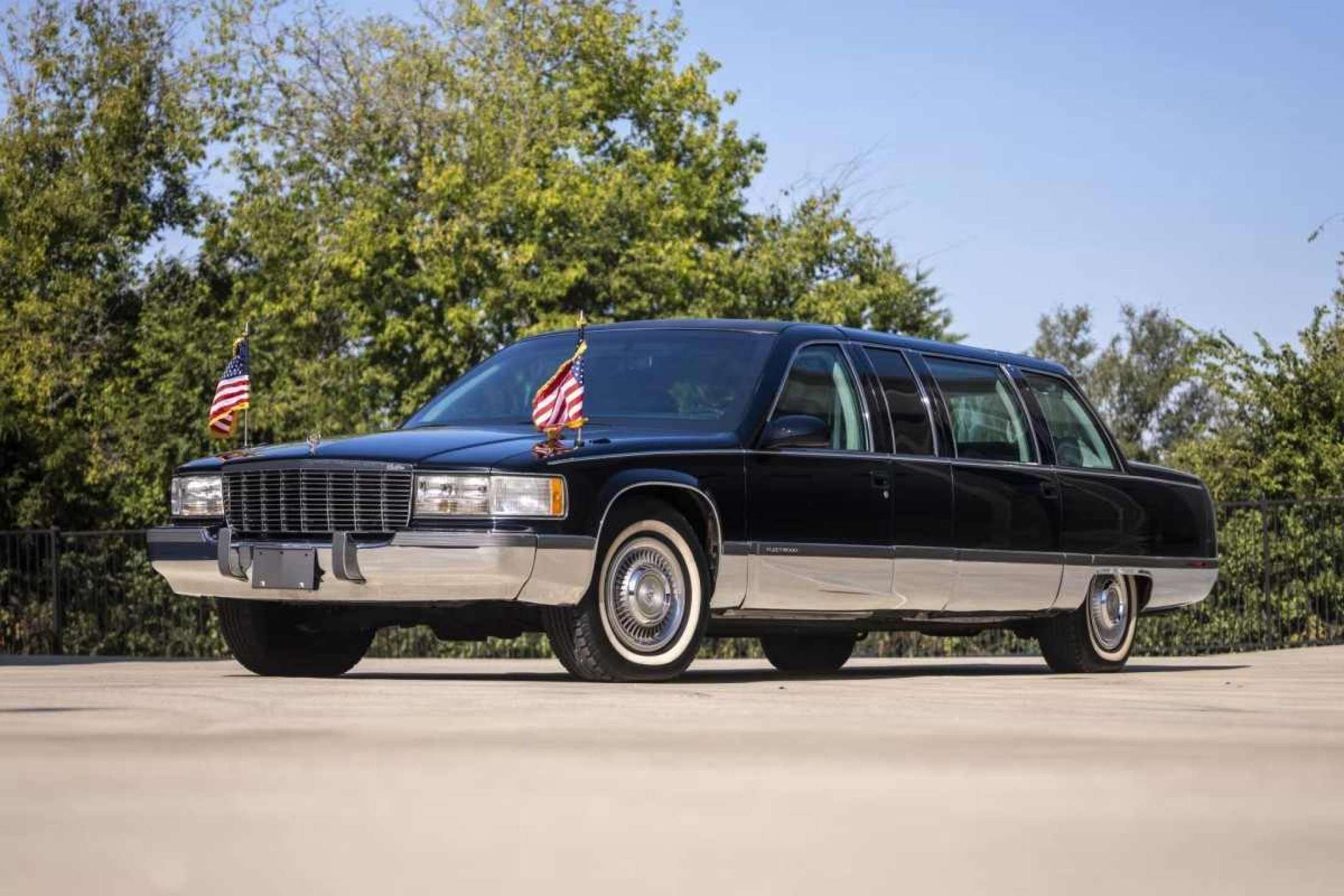 Limusine presidencial Cadillac Fleetwood Brougham 1996