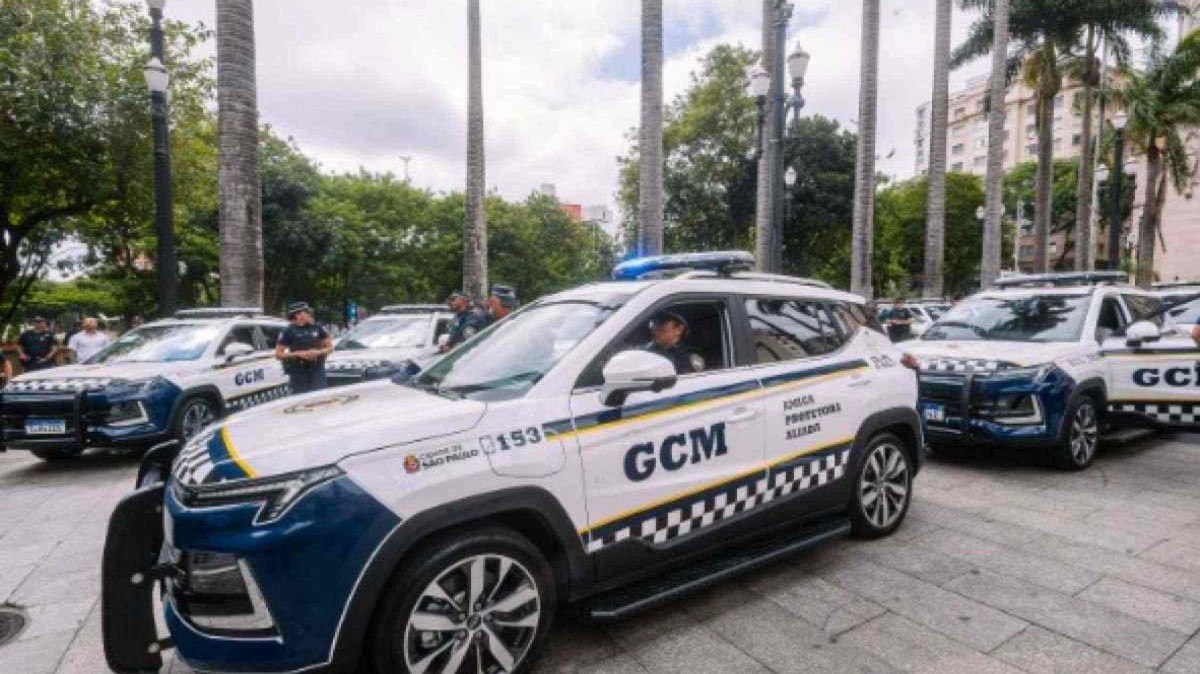 Prefeitura alugou 50 carros elétricos para aumentar a frota da GCM