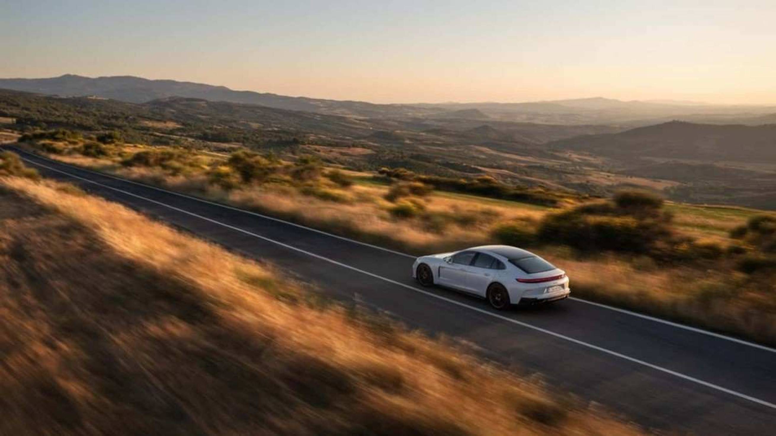 Porsche Panamera Turbo E-Hybrid 