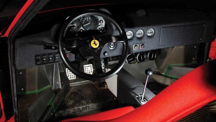 Interior da Ferrari F40 