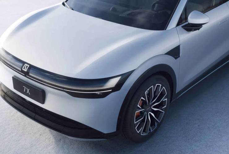 SUV Zeekr 7X branco