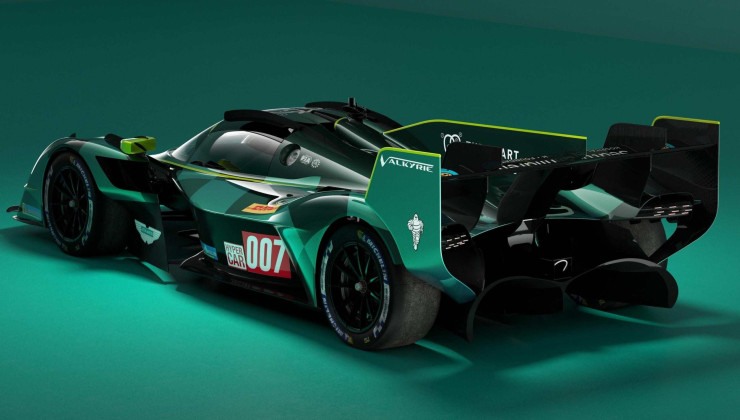 Aston Martin Valkyrie será melhorado com a grande asa traseira