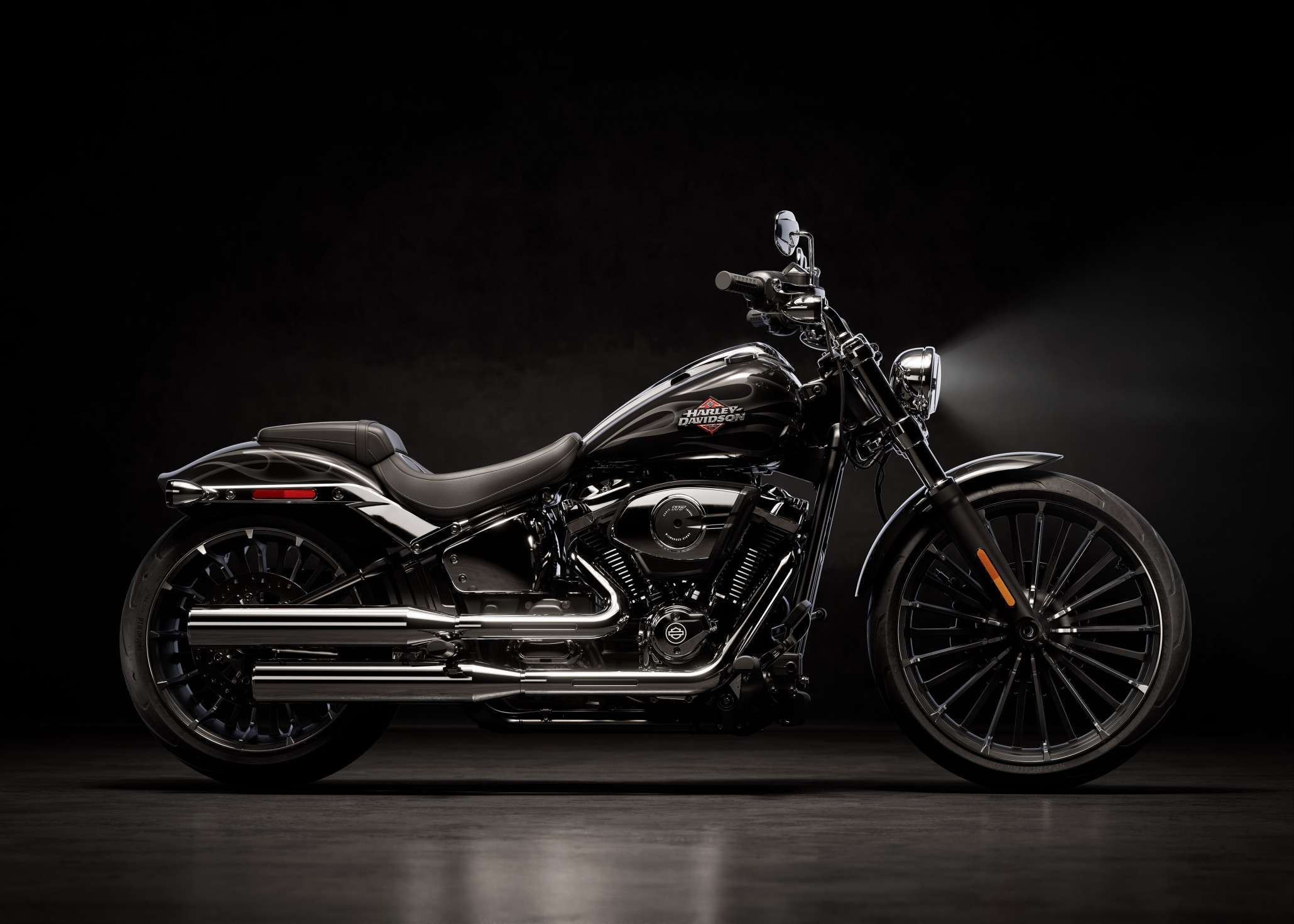 Harley-Davidson Breakout 2025