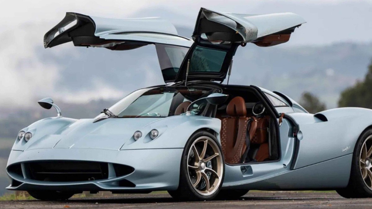 Pagani Huayra Codalunga (cauda longa)