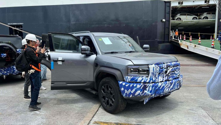 BYD Denza B5 no porto de Aracruz, no Espírito Santo