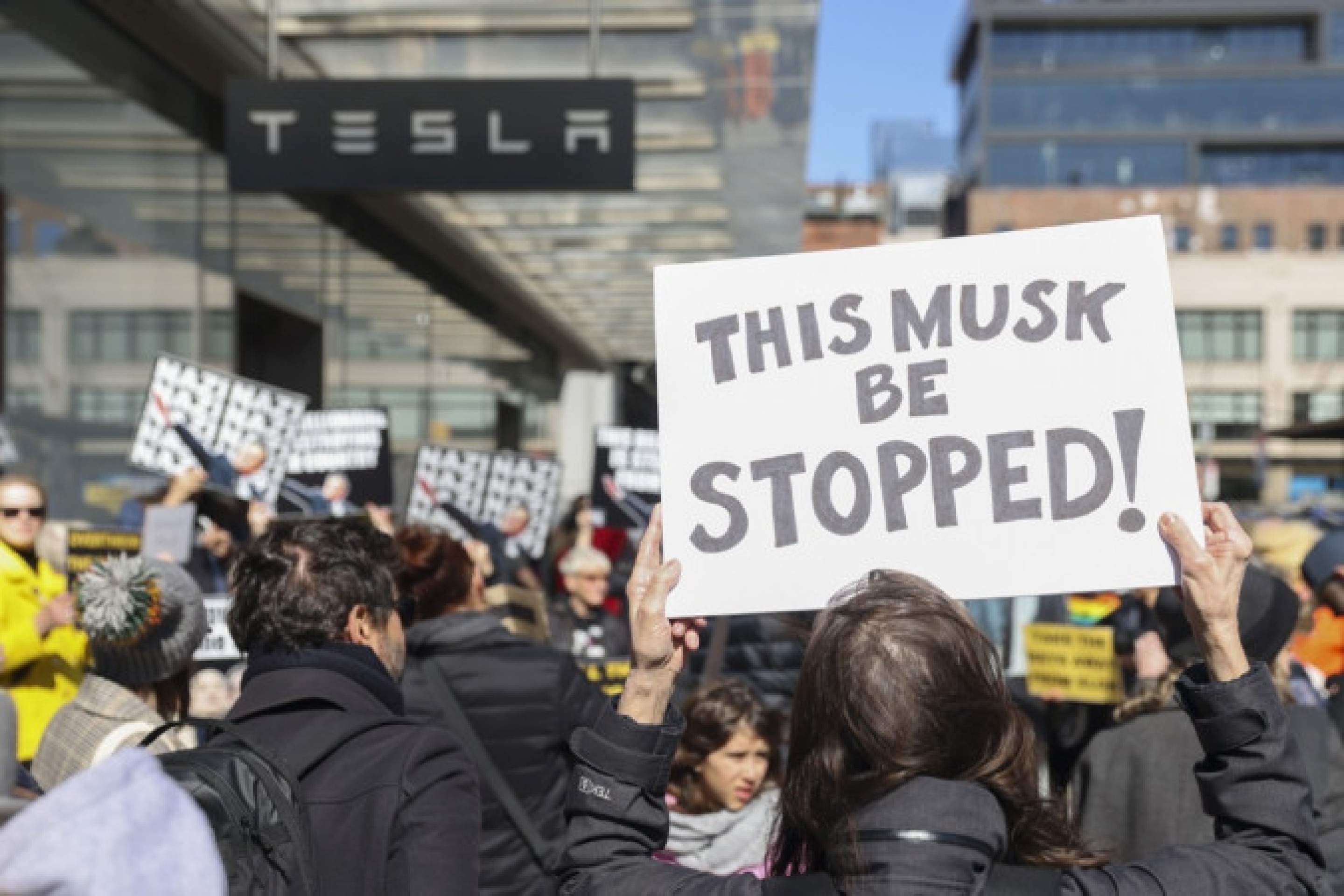 Protestos contra Elon Musk, CEO da Tesla