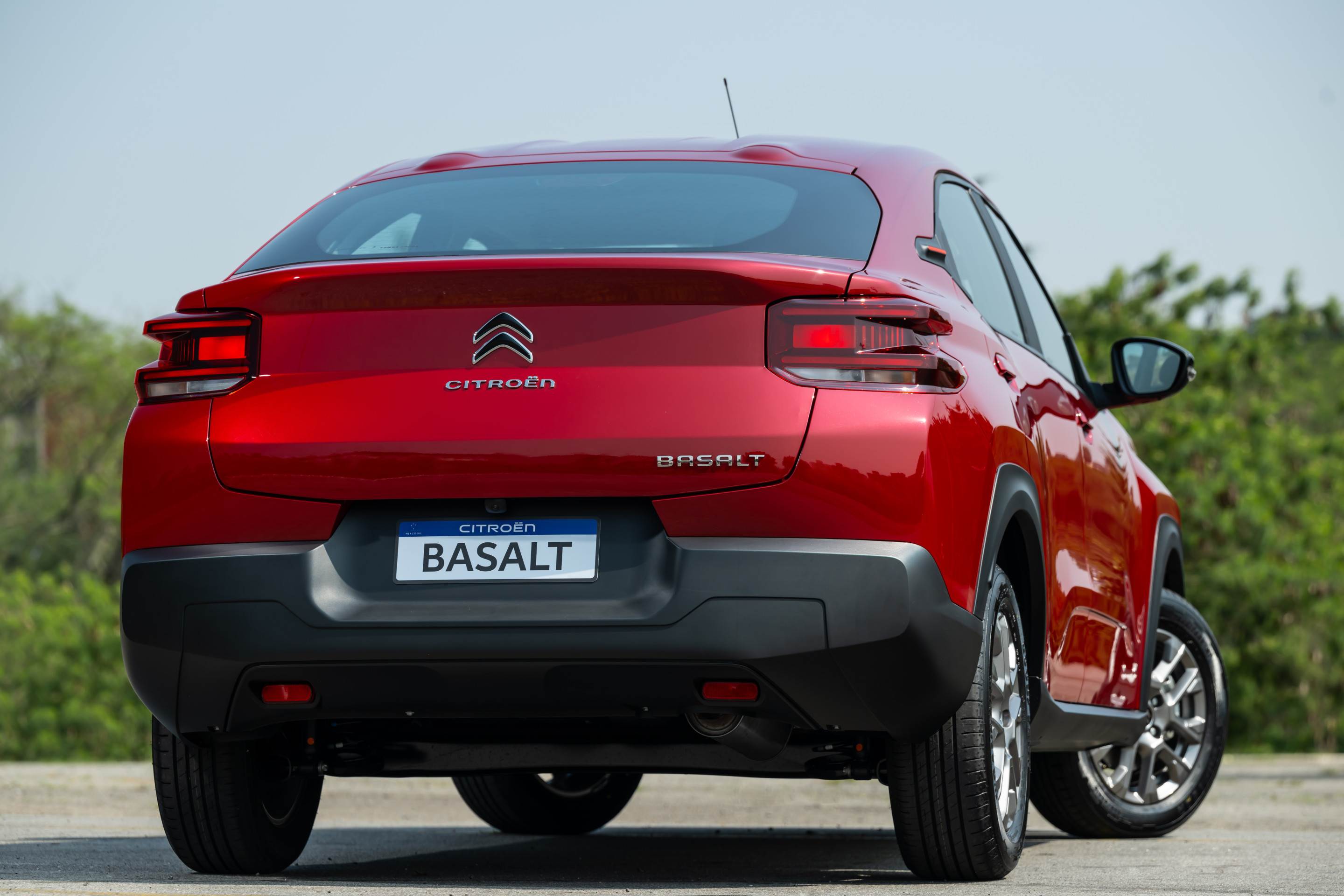 Citroën Basalt Feel vermelho