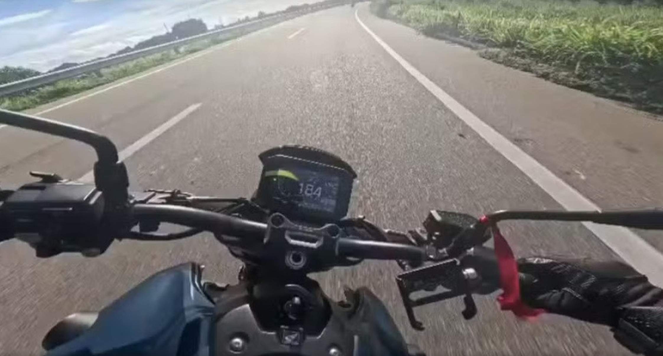 Motociclista sofreu acidente quando estava a 184 km/h