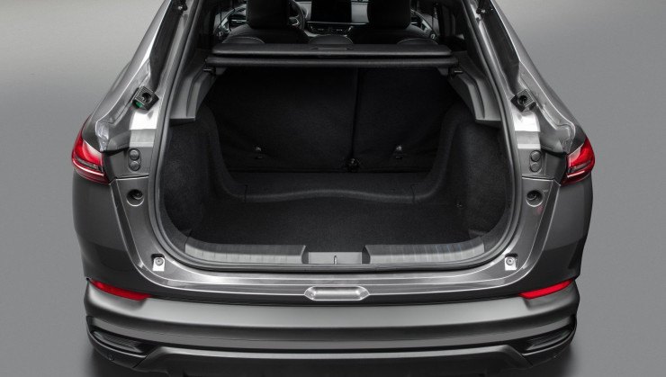 Porta-malas do Fiat Fastback Hybrid Lollapalooza