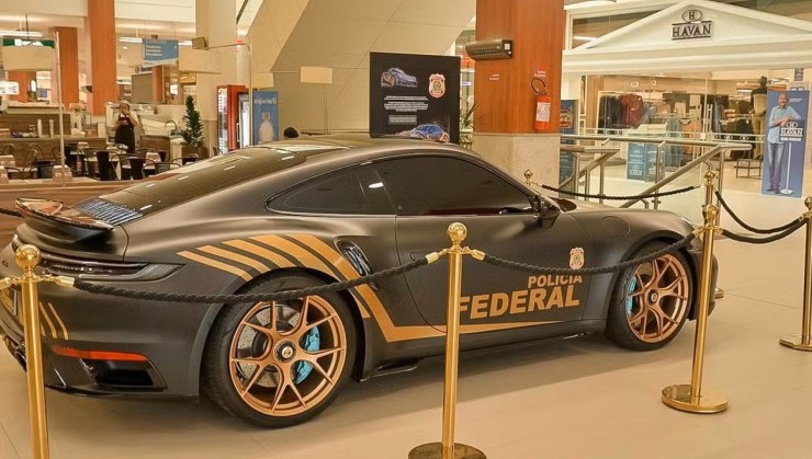 Viatura Porsche 911 Turbo da Pol&iacute;cia&nbsp;Federal