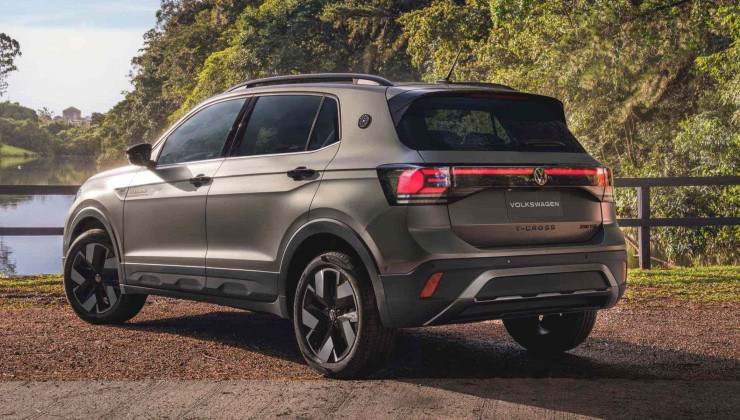 Traz a mesma motorização da versão Highline, o 1.4 TSi de 150 cv