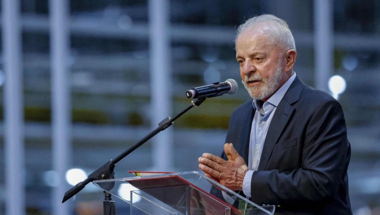 Lula da Silva (PT) assinou decreto que regulamenta o Programa Mobilidade Verde e Inovação (Mover)