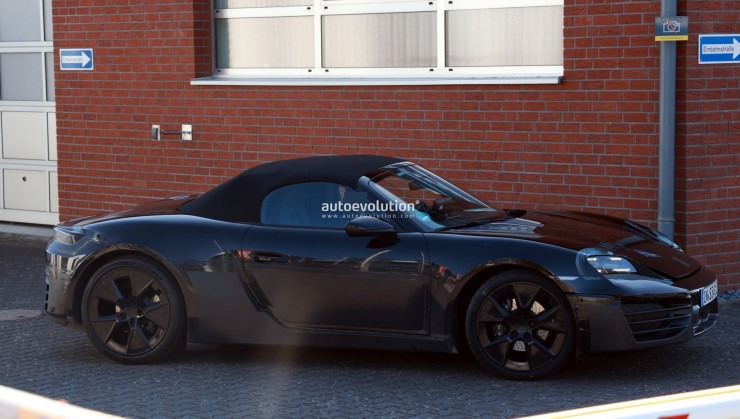 Mula flagrada testando Audi TT