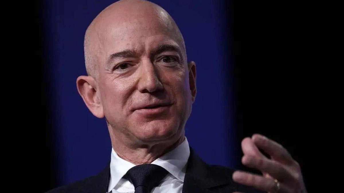 Jeff Bezos é um dos homens mais ricos do mundo e fez sua fortuna após fundar a Amazon