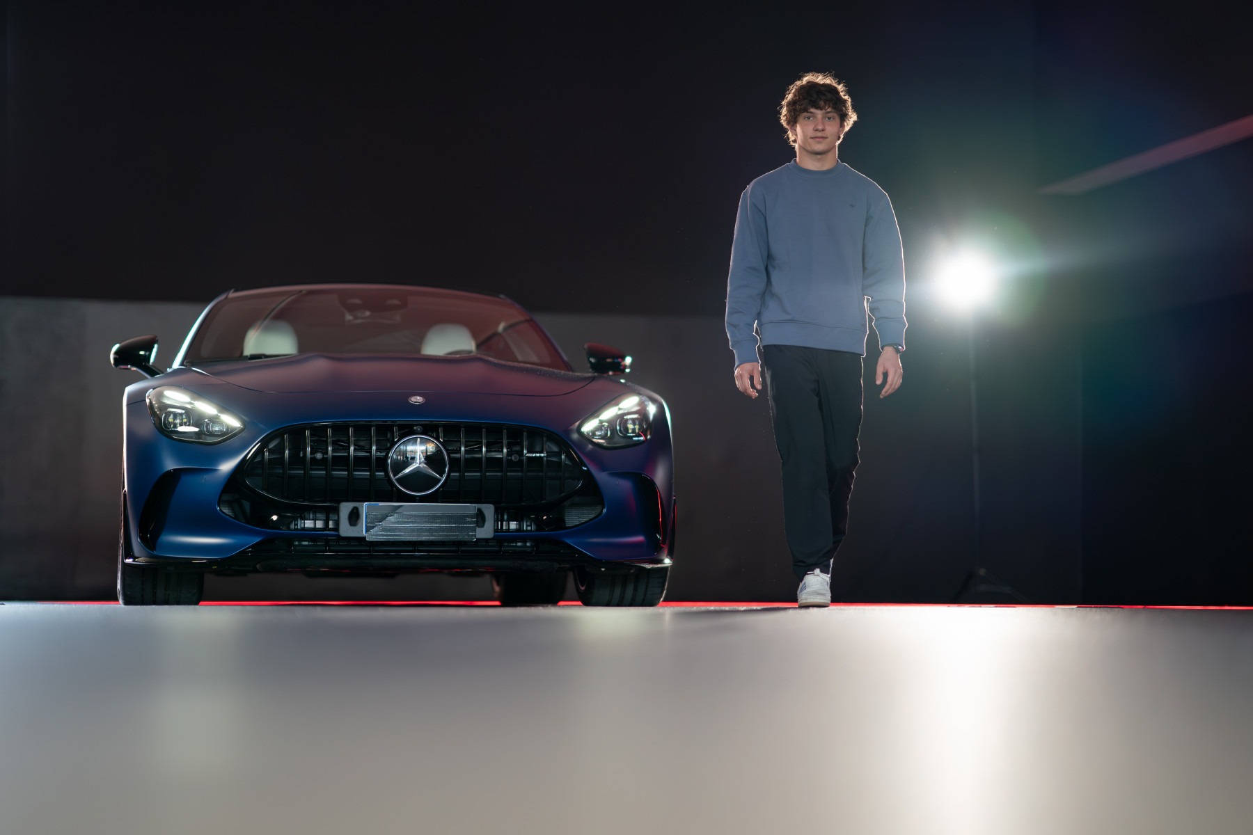 Kimi Antonelli e seu novo Mercedes-AMG GT 63