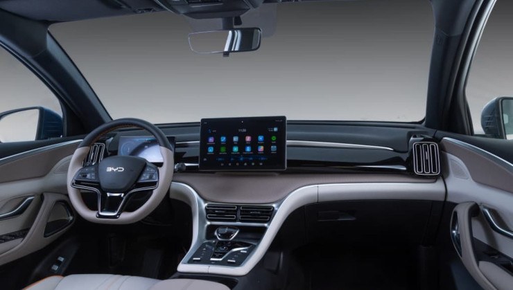 BYD Song Pro interior