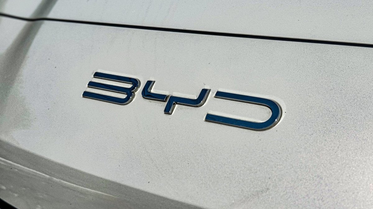 BYD é a principal marca de carros elétricos e híbridos do Brasil