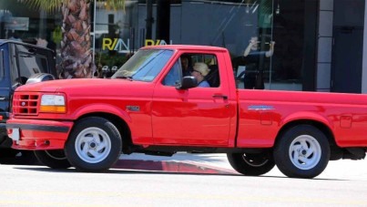 Lady Gaga no Rio: Cantora é apaixonada por carros clássicos; veja a garagem