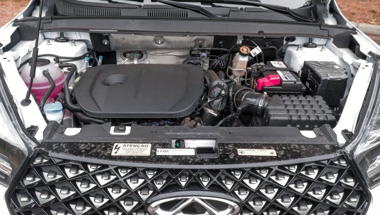 Caoa Chery Tiggo 5x rodando em estrada