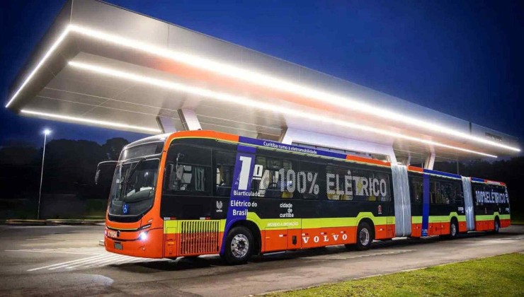 Ônibus biarticulado da Volto terá até 28 metros de comprimento -  (crédito: Divulgação/Volvo)