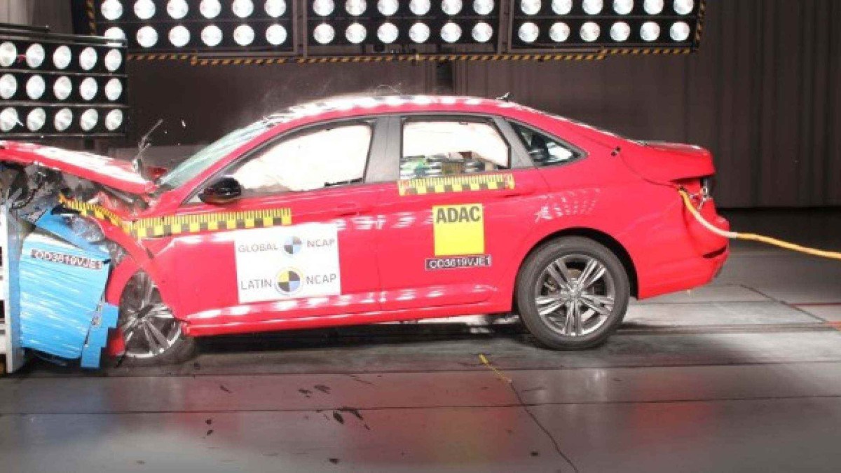 Volkswagen Jetta recebeu nota máxima no Latin NCAP