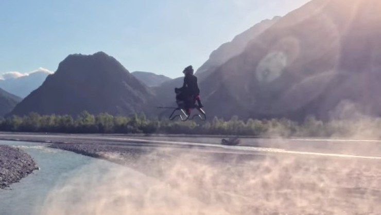 A moto pode chegar até 200 km/h
