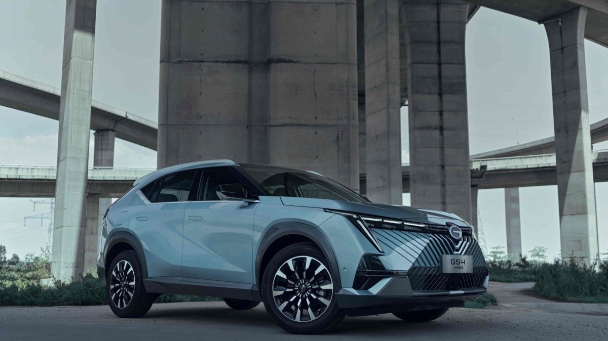 GAC chega ao Brasil com SUV híbrido para brigar com Corolla Cross