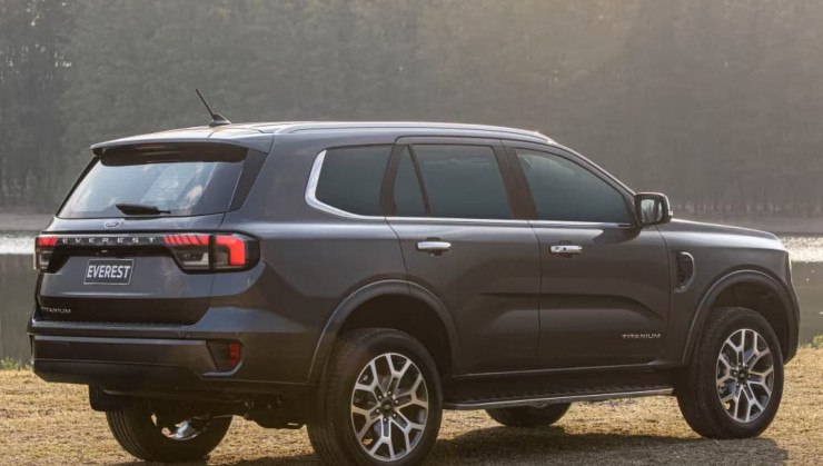 Ford Everest Titanium
