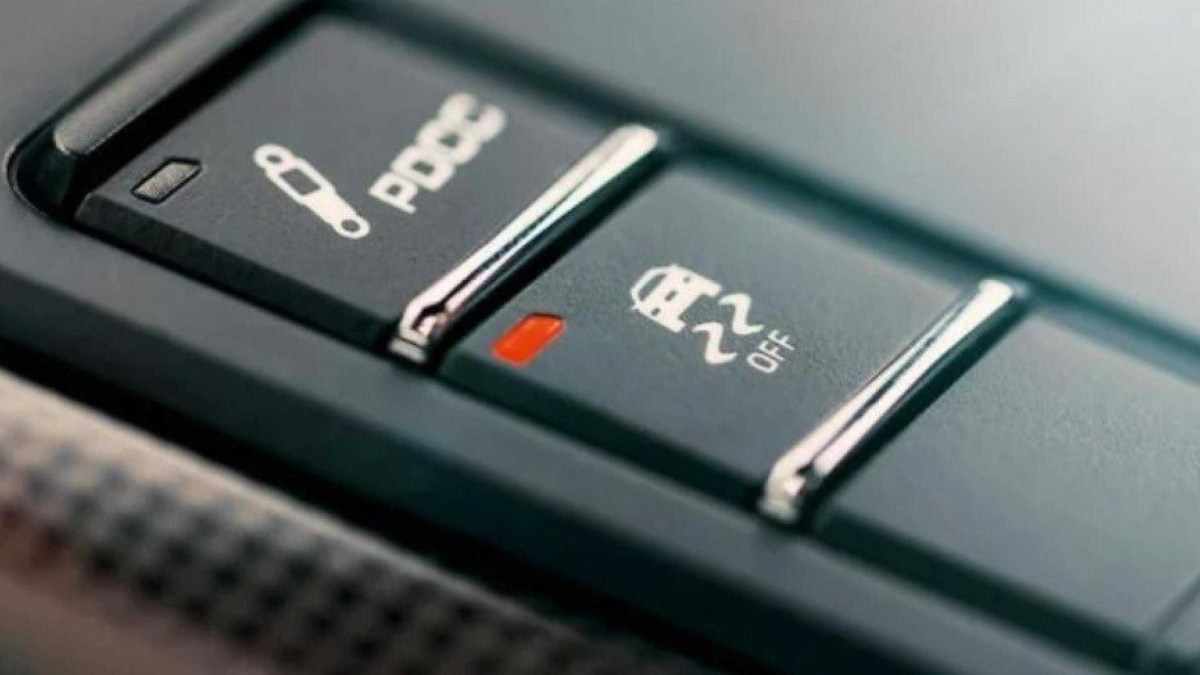 Botão do controle de tração do Porsche
